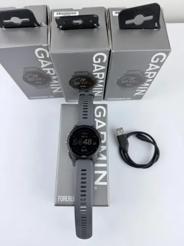 Relógio smartwatch Garmin 255