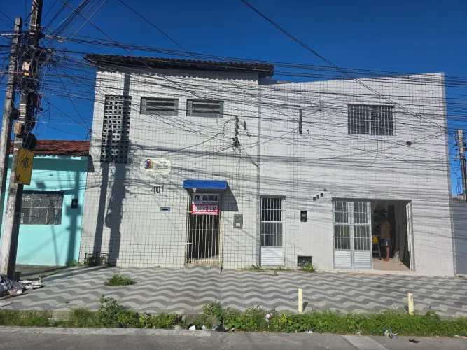 BAIXOU! Alugo Ponto Comercial em Ótima localização no Prado.