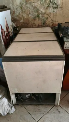 Freezer horizontal 3 portas 400l