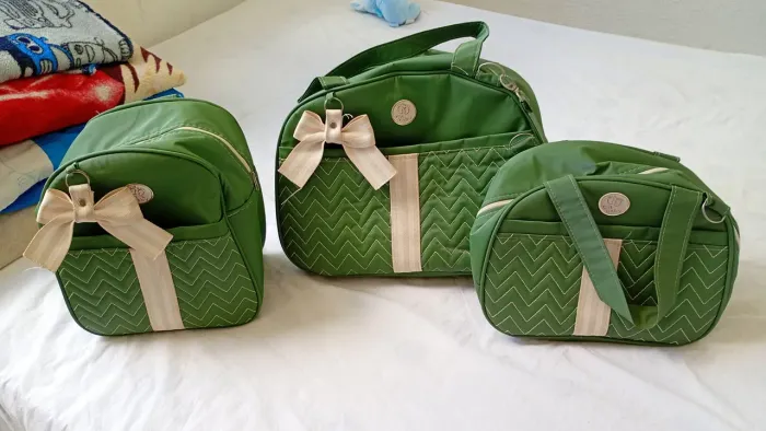 Kit de bolsas saída maternidade Verde