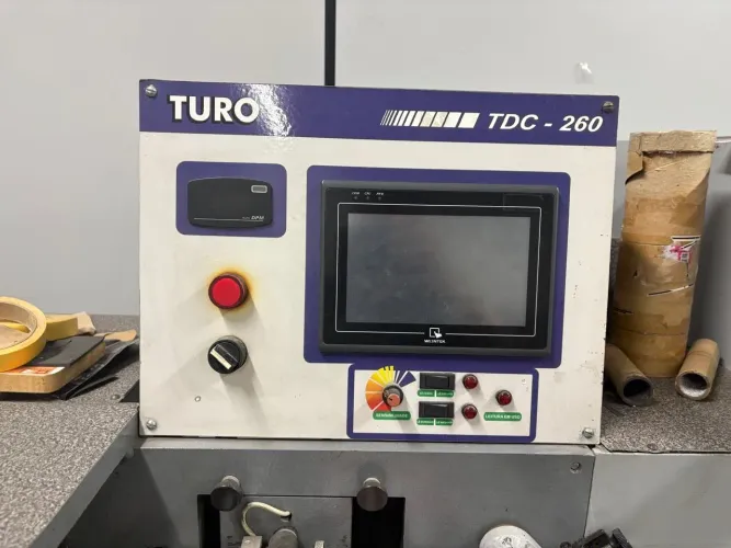 Máquina de cortar Turo 260