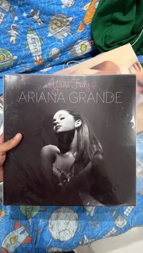 disco de vinil ariana grande - yours truly