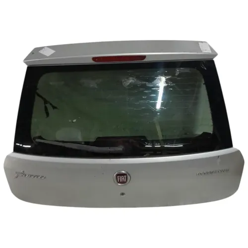 Tampa traseira Fiat punto 2008 a 2012 usada original