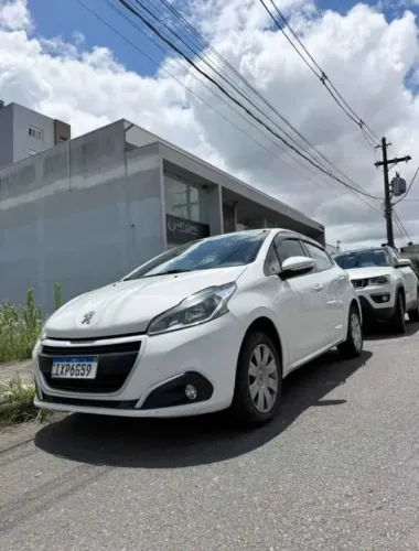 Peugeot 208 Active 1.2 Flex 12V 5P Mec. 2017