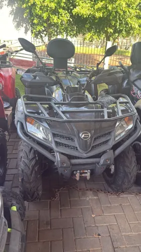 Quadriciclo CF Moto 450L
