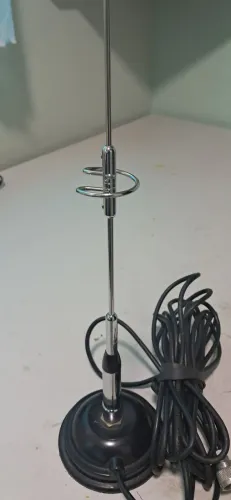 Antena vhf/uhf base magnetica