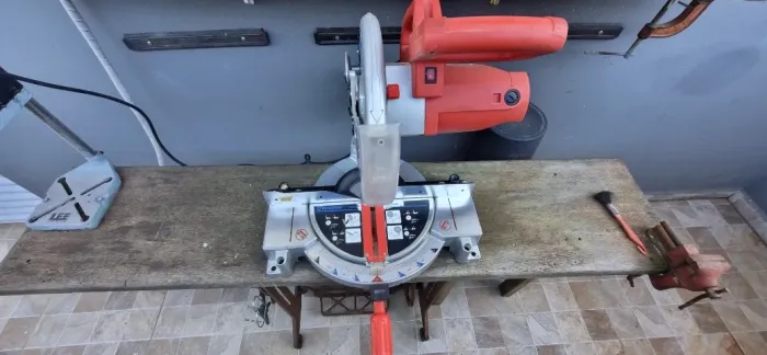 SERRA DE ESQUADRIA MAKSIWA 10POL MK200.I