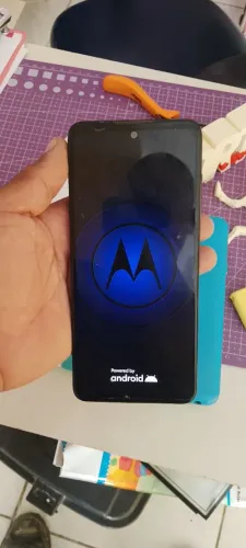 Vendo ou troco moto Edge light 6 g de ram e 128 de memória 5g com nfc