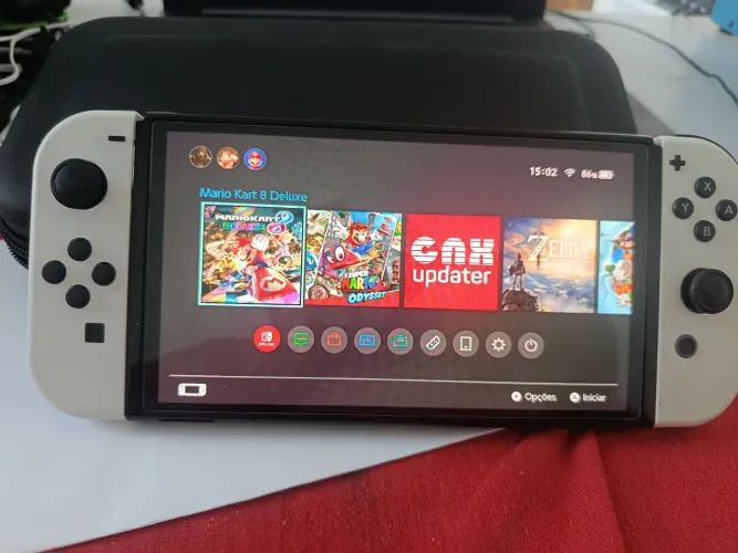 Vendo Nintendo swicth oled desbloqueado