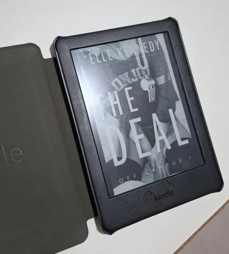 Kindle 10° Geração c/ Capa - Preto