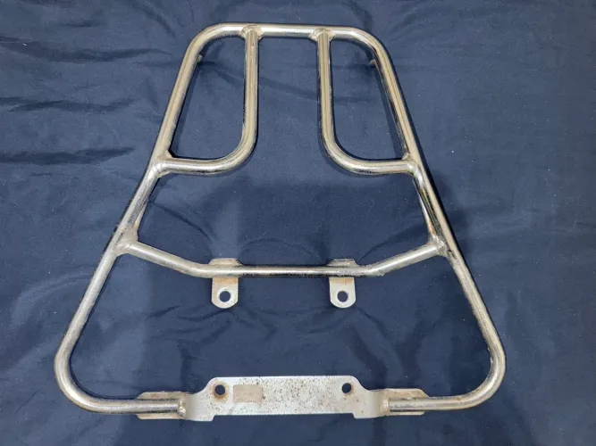 Bagageiro cromado para Honda