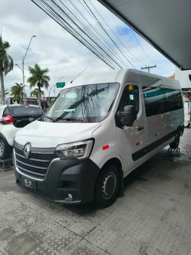Renault Master 2.3 DCI Executive Longo 16L Dies 2024