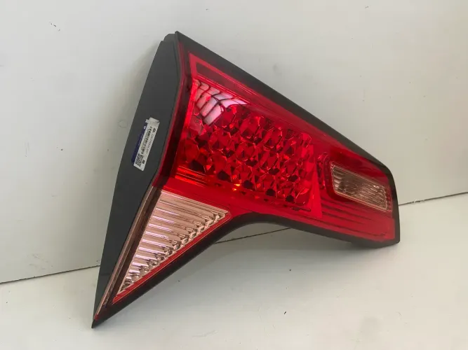 Lanterna Traseira Honda HRV 2015 Á 2018 (Tampa Lado Esquerdo)