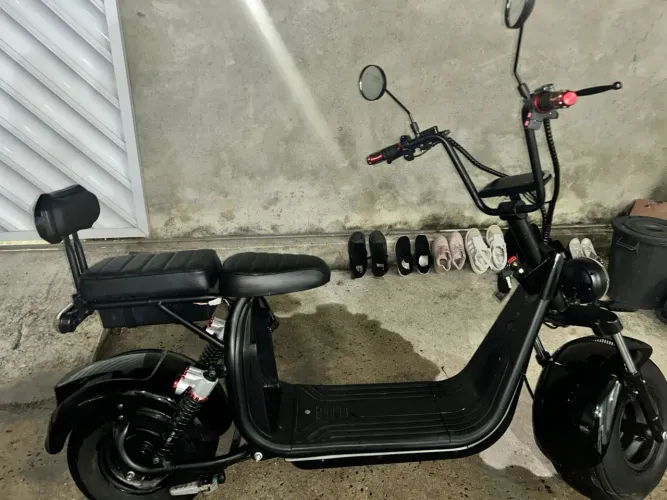 Vendo scooter elétrica