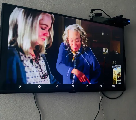 Tv 43 polegadas não é smart