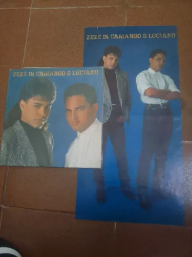 Disco vinil com pôster Zezé di camargo