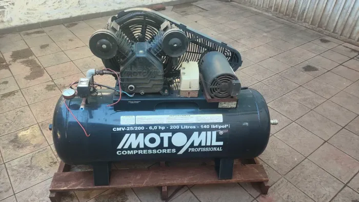 Vendo compressor de AR 25 pés MOTOMIL 140 libras