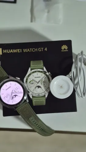 Huawei Watch GT 4 com Caixa e Carregador