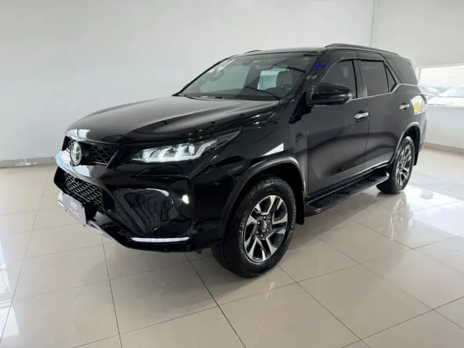 Toyota Hilux SW4 SRX Diamo. 4X4 2.8 TB DIE AUT 2024