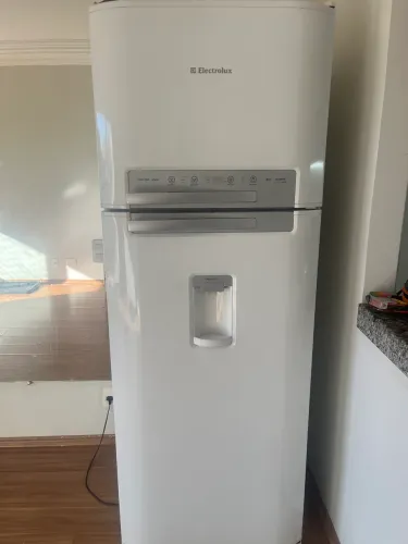 GELADEIRA ELECTROLUX FROST FREE