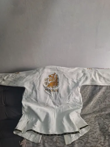 Kimonos a venda