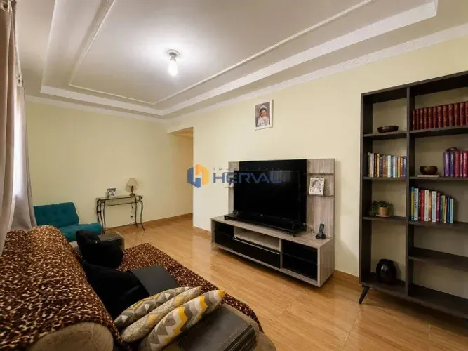 Casa com 4 quartos, 171 m² - Jardim Alvorada - Maringá/PR