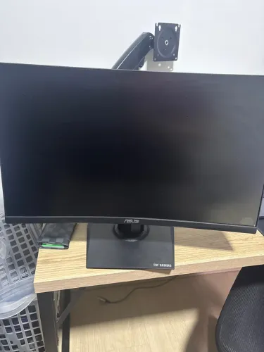 Monitor asus tuf curvo 24 polegadas vg24vqe - com defeito, reaproveitamento de peças