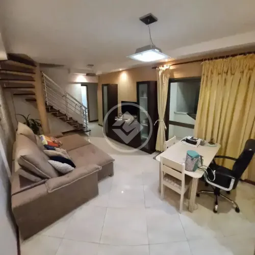 Cobertura 4 Dormitórios com 2 Vagas no Jardim Satélite São José dos Campos - R$ 1.019.000