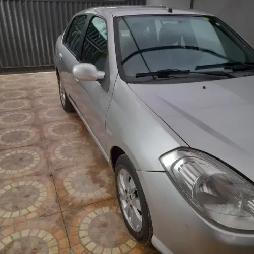 Renault Symbol Privilège Hi-flex 1.6 16V 4P 2010