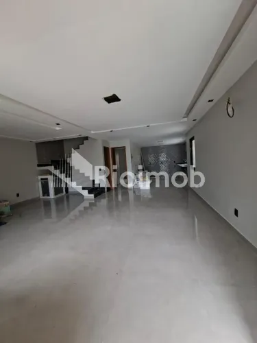 Vargem Pequena | Casa 4 quartos, sendo 4 suites