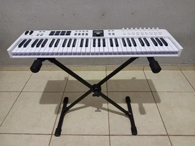 Teclado controlador MIDI Arturia Keylab Mk3 61 