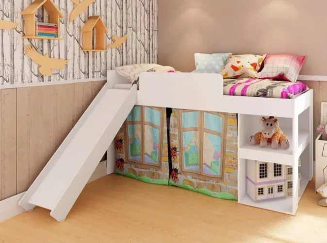Cama infantil com escorregador