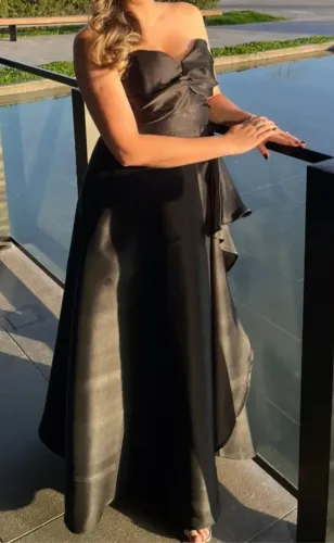 Vestido social preto