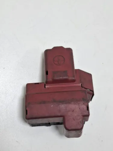 Terminal Polo Positivo Bateria Toyota Yaris 2021 