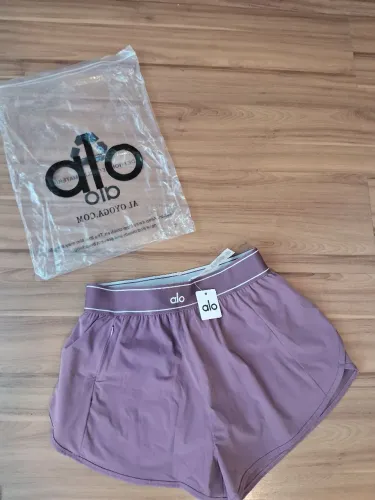 Shorte Feminino P Alo (NOVO)