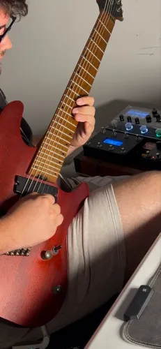 Guitarra 7 cordas Cort KX307ms