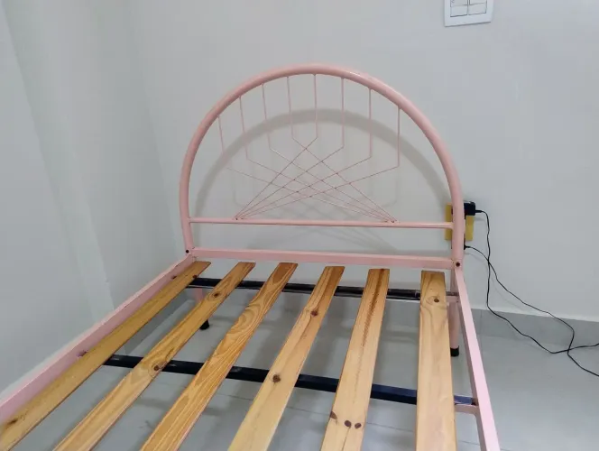 Cama Tubular de solteiro