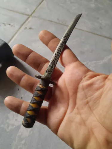 Mine espada japonesa