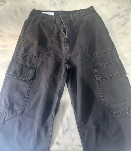Calça cargo Zara cinza escuro tamanho 36 ótimo estado