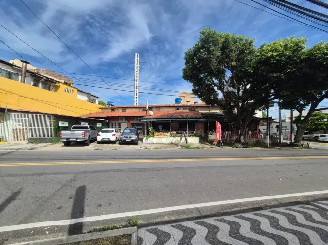 Loja Comercial Completa em Ponta Negra | Pronta para Restaurante/Lanchonete