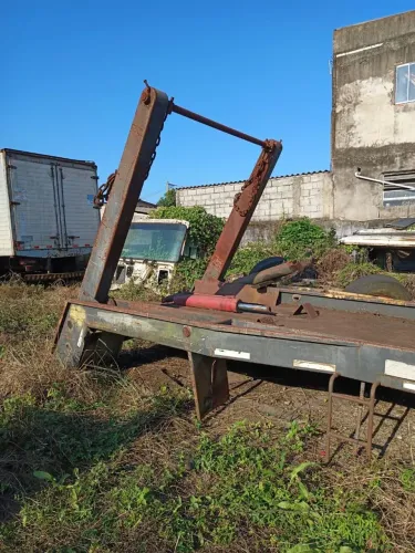 Poli equipamento