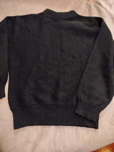 Blusa de lã preta 