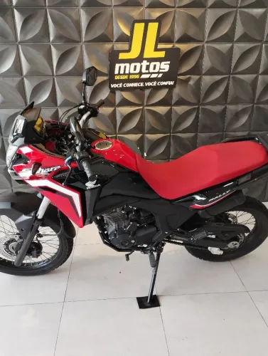 SAHARA 300 ABS RALLY NOVÍSSIMA