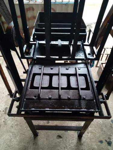 Máquina de fazer bloco