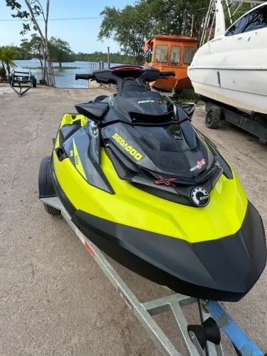 JET SKI EM PROMOÇÃO 