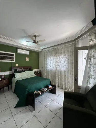 Imóvel para aluguel e venda possui 247 metros quadrados com 3 quartos em Jardim Itália - C