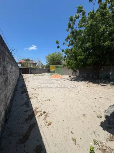 Terreno com metragem regular bairro Edson Queiroz