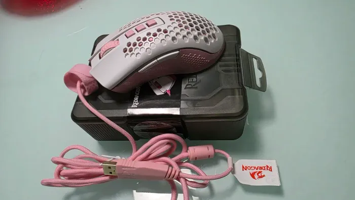 Mouse Gamer REDRAGON Storm Branco com Rosa
