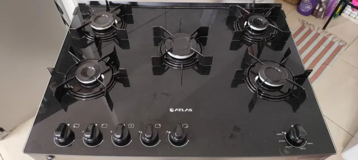 Fogão atlas 5 bocas preto tampo de vidro temperado