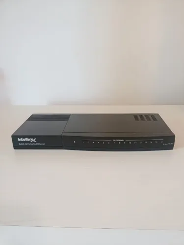 Switch 16 Portas Fast Ethernet Intelbras SF1600
